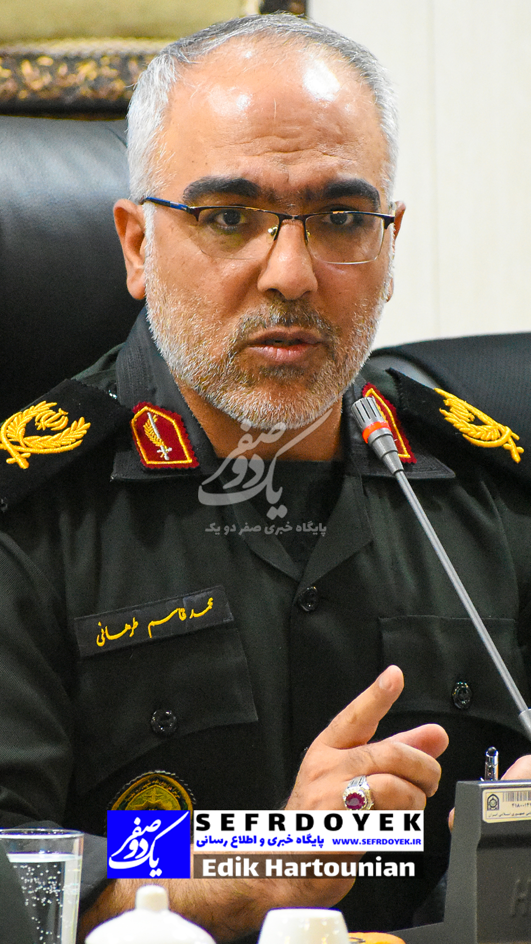 برخورد قاطع با اراذل اوباش در استان قزوین در دستور کار سردار محمد قاسم طرهانی در نشست خبری روز خبرنگار